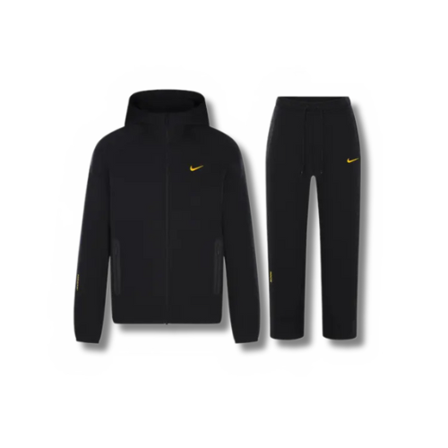 Track Heaven Tracksuit | Schwarz (Vendor Link)